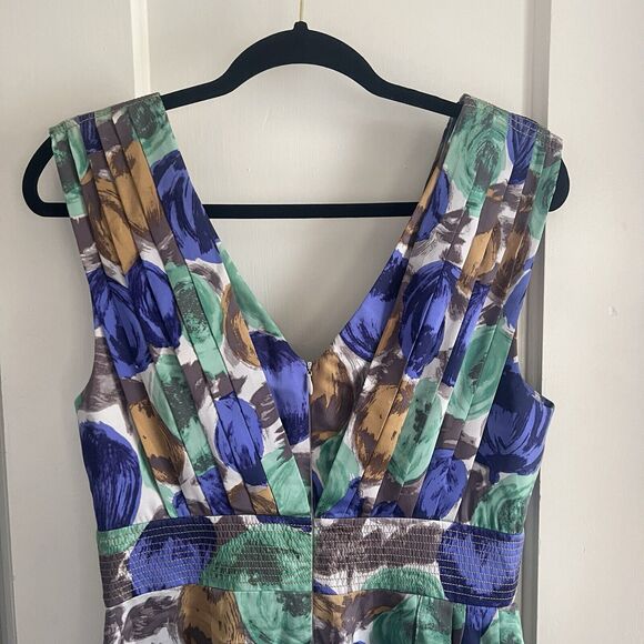 BCBG Silk Multicolor Green Floral Drape Pleated Dress Size 10 - Picture 13 of 14